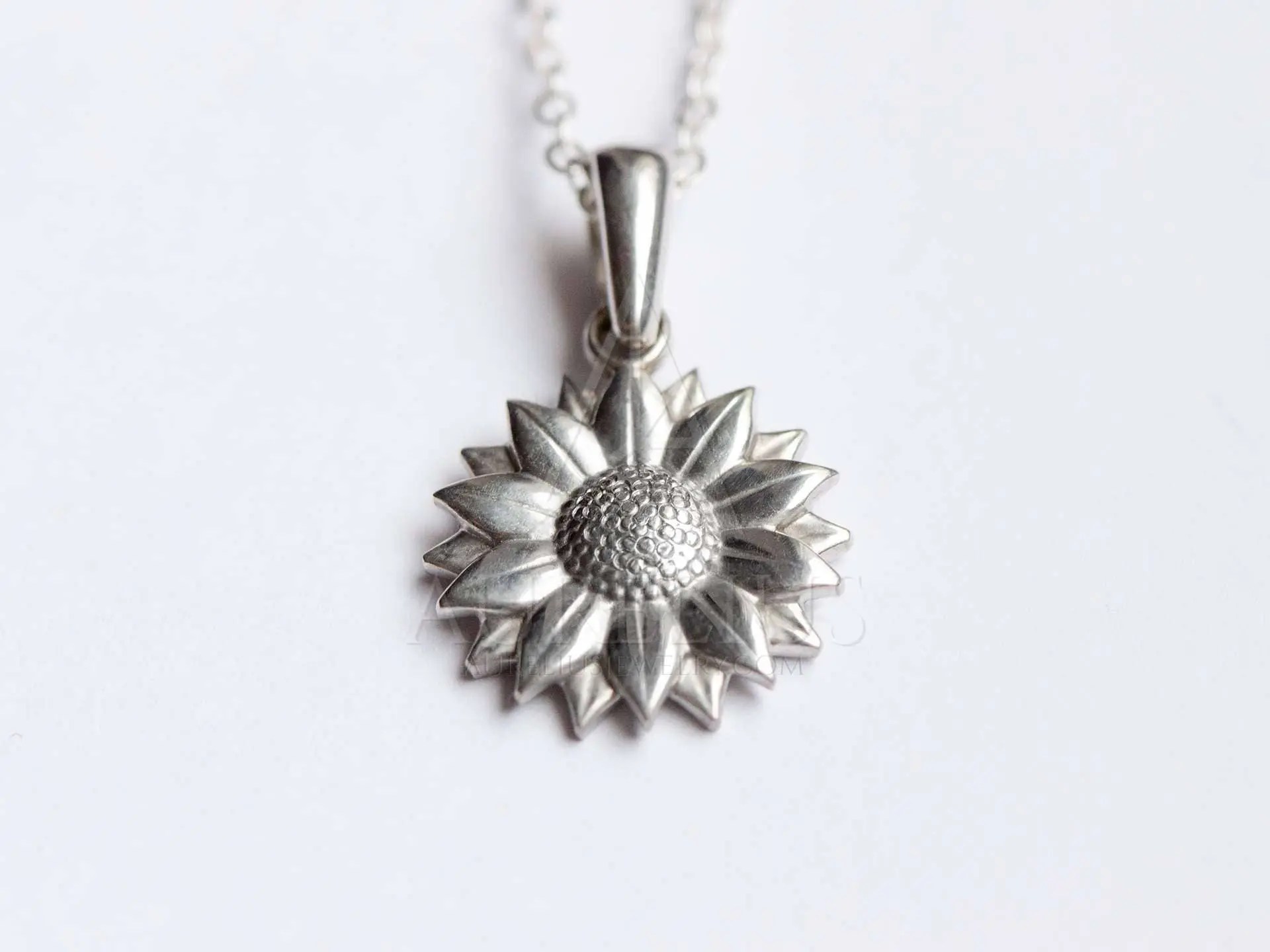 14k Solid Gold Sunflower Necklace Aurelius Jewelry