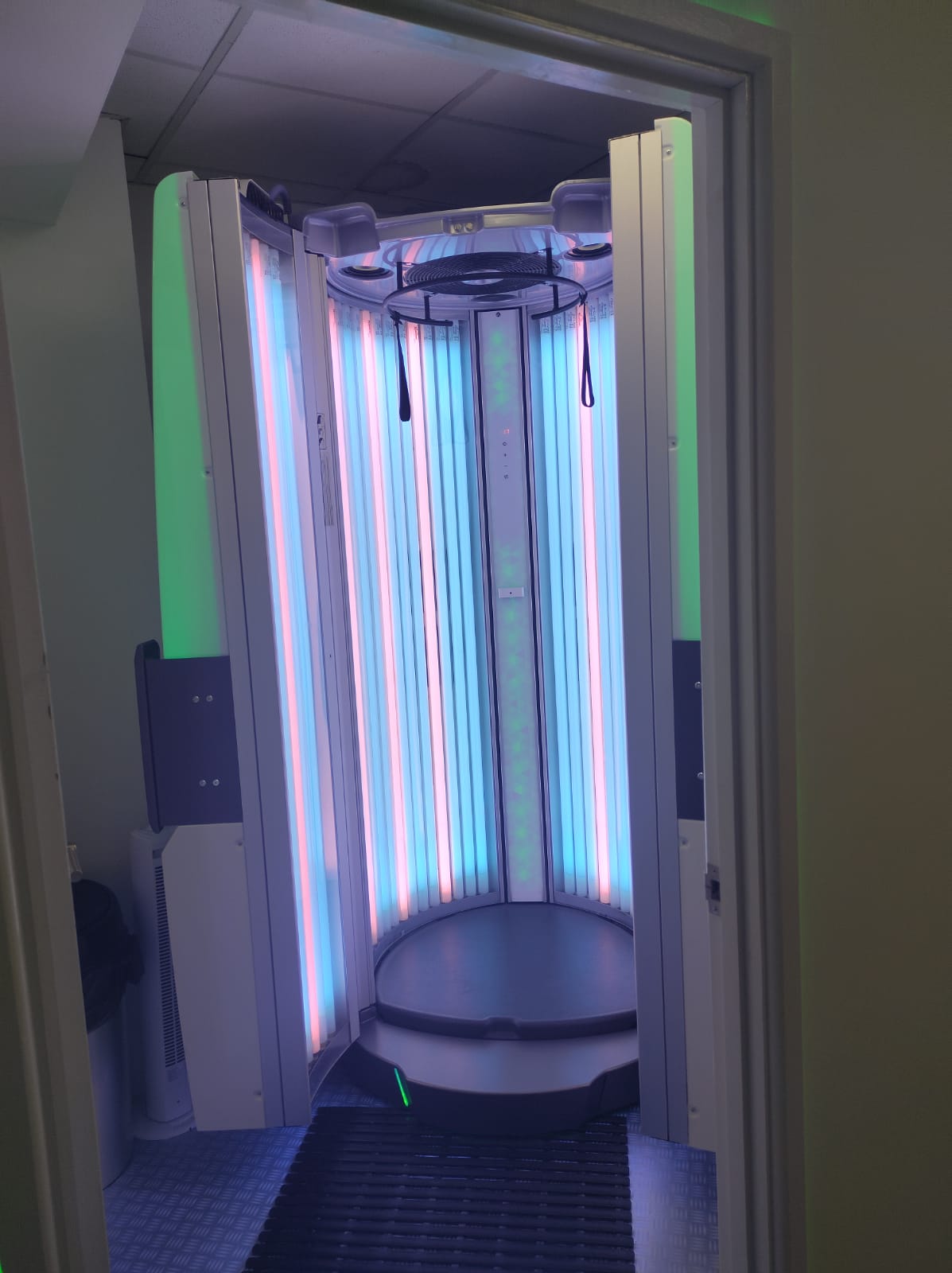 Gallery in Barnstaple Aurora Tans Ltd