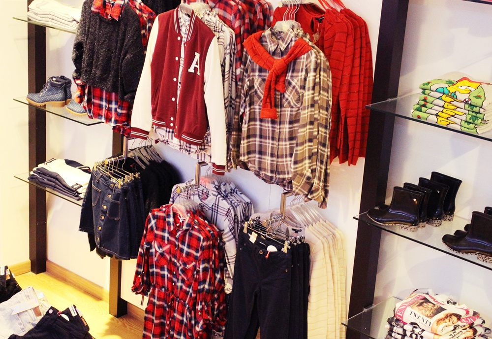 Inauguración nueva tienda RAZA CLUBBER * MAV Magazine by Aurora Vega