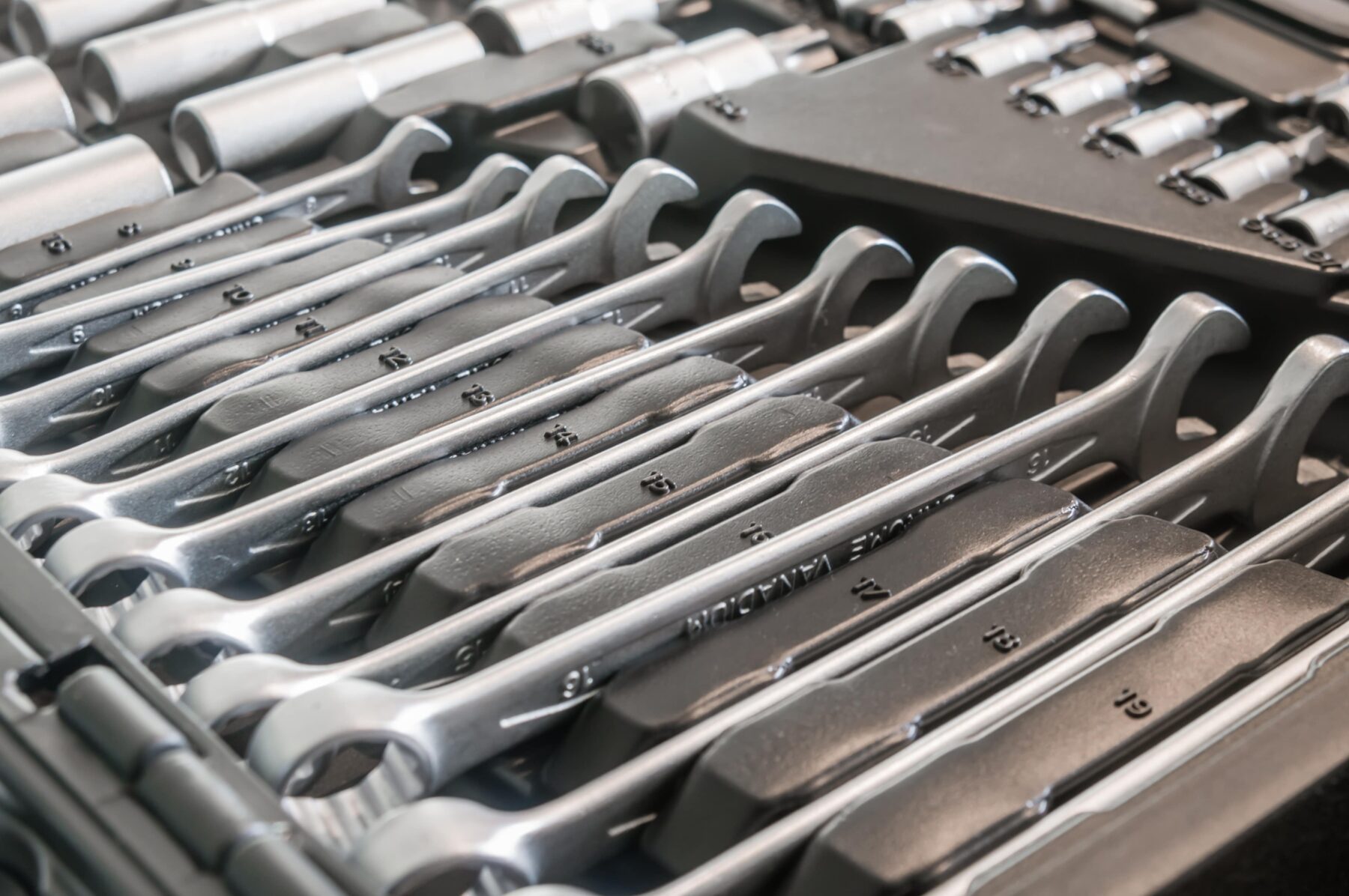 A Comprehensive Guide to Spanners Types & Differences AUS