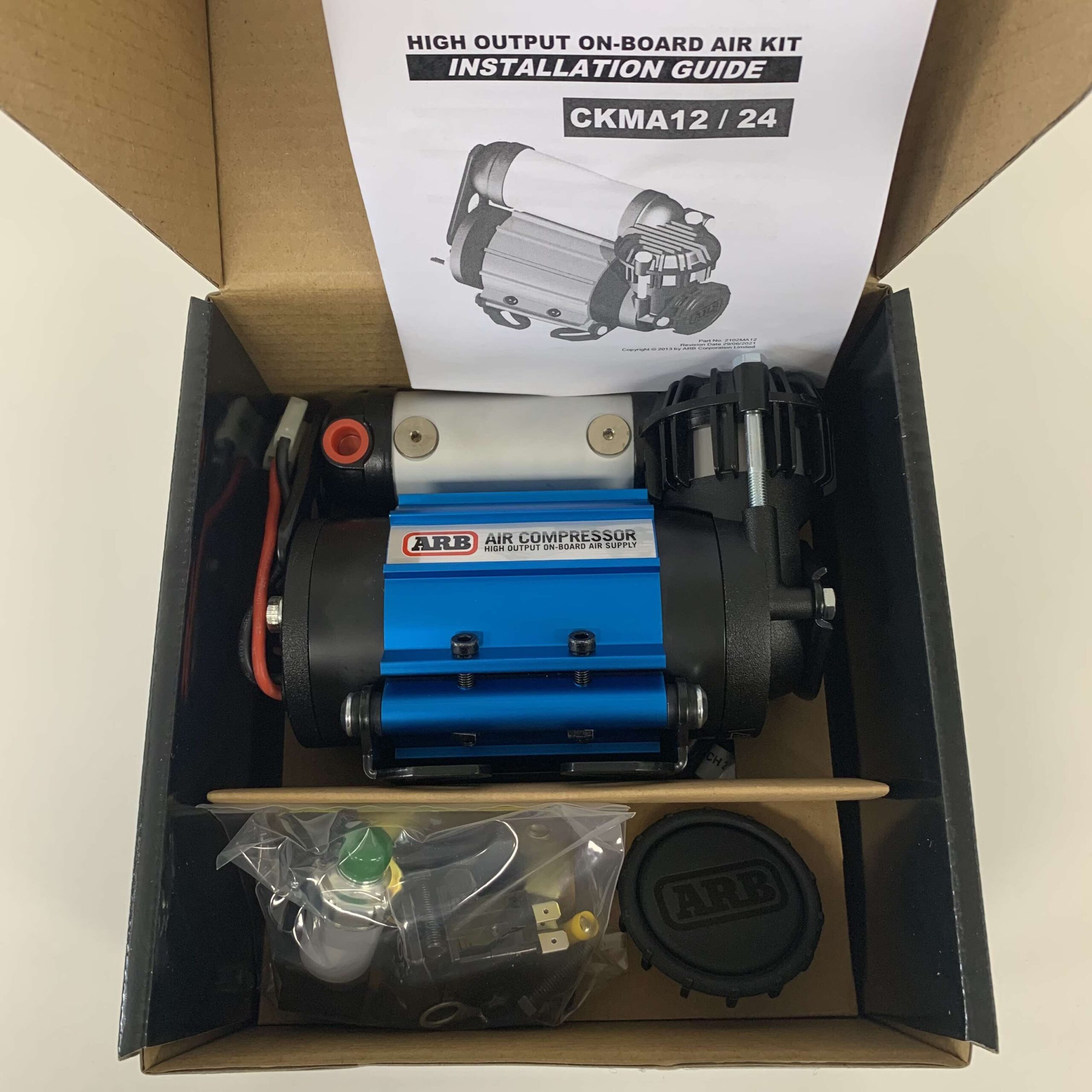 ARB 12v Single Air Compressor Inc. Loom & Bracket CKMA12 AUS4WD