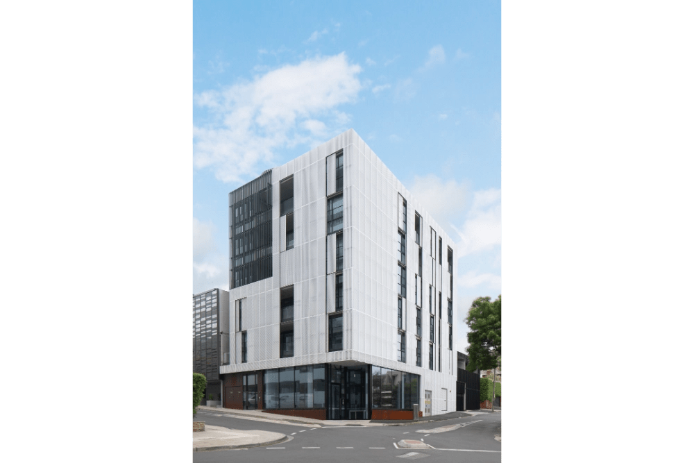 Precast Concrete Commercial Project 72 River