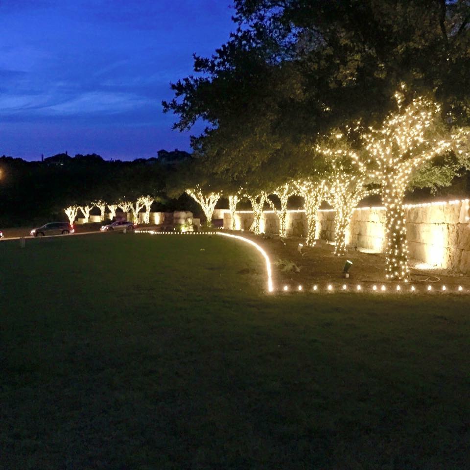 Austin Christmas Lights Installation (512) 8831160