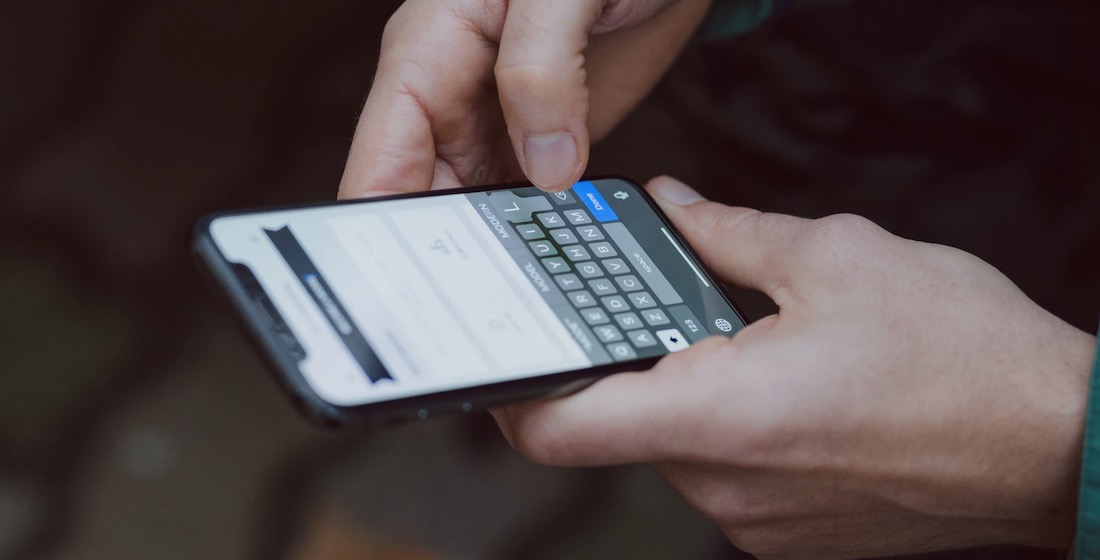 Given how easy it is to communicate these days, new problems have arisen in the field of behavioral science relating to the types of communication, and how to associate positively with others.