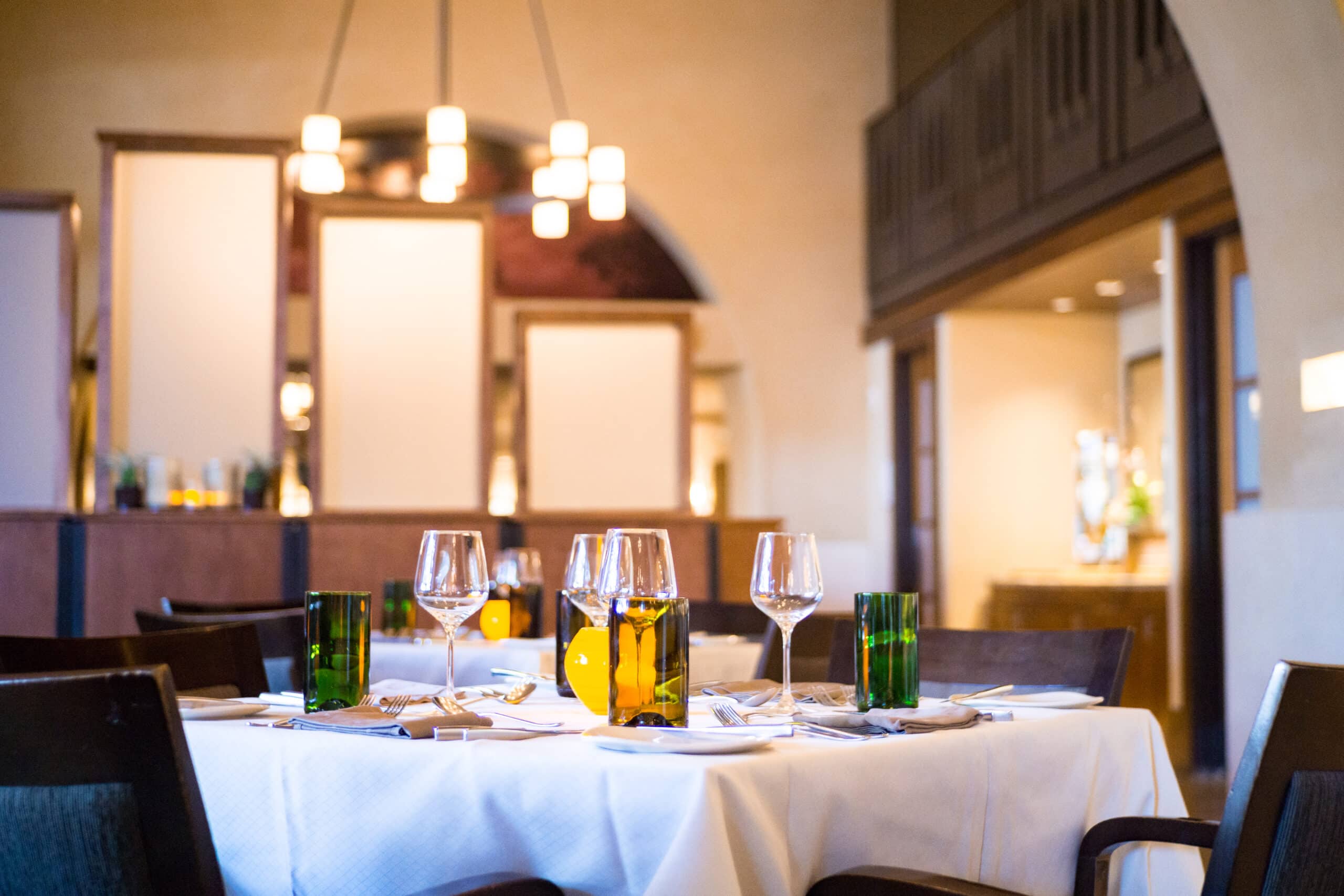 The Carillon Models Fine Dining on UT Campus