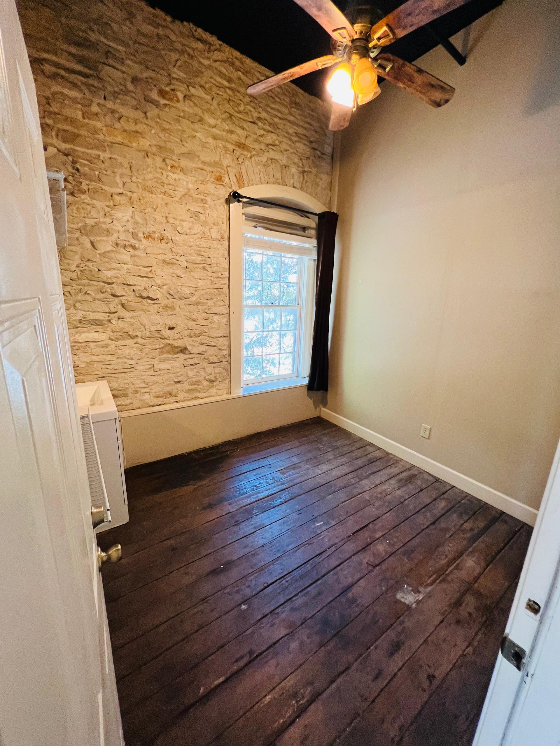 400 East 6th St Unit B1. Austin Rooms for Rent