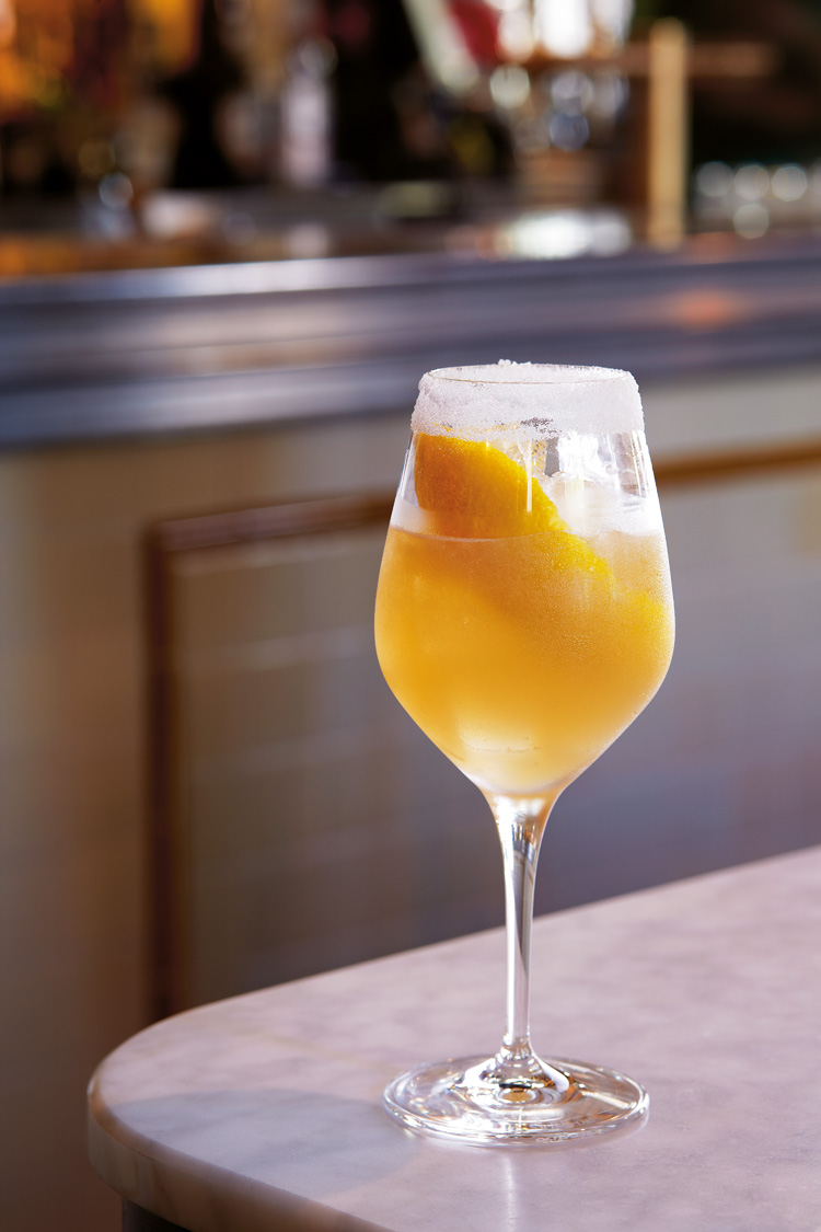 Here's 3 great grape spirit cocktail recipes