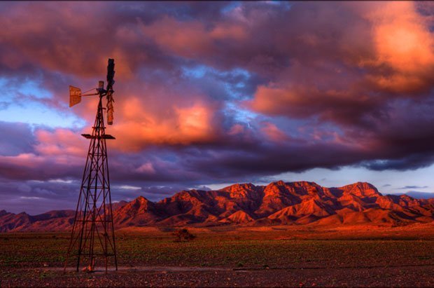 Amazon.co.uk:Customer reviews: Outback Station (The outback saga)