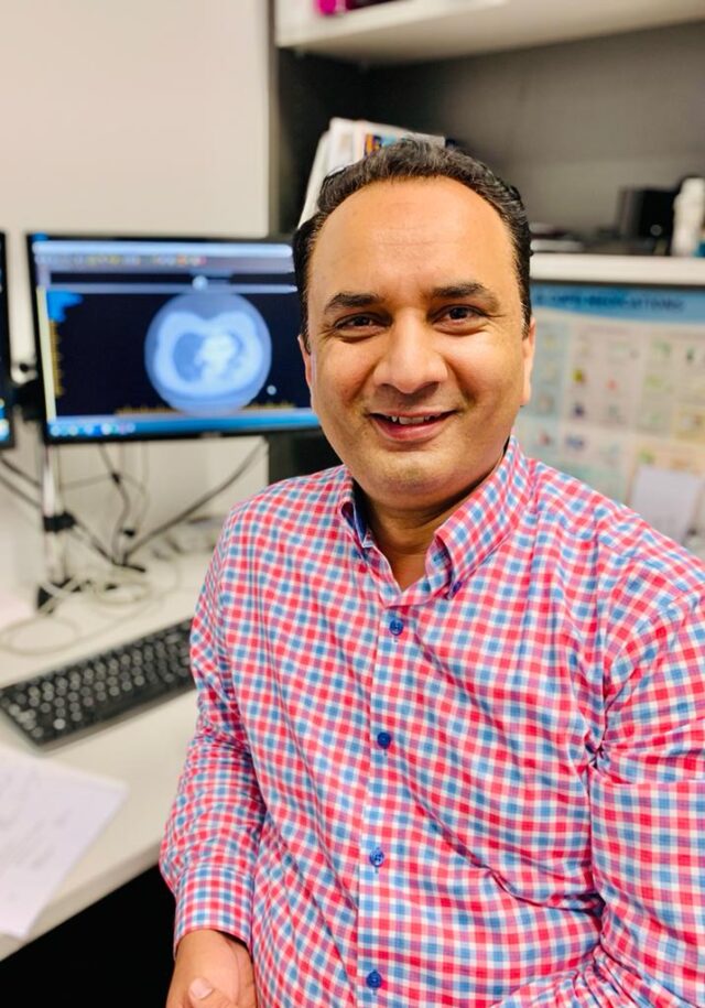 Dr Sarwar is Australian trained best pulmonologist, Sleep Physician