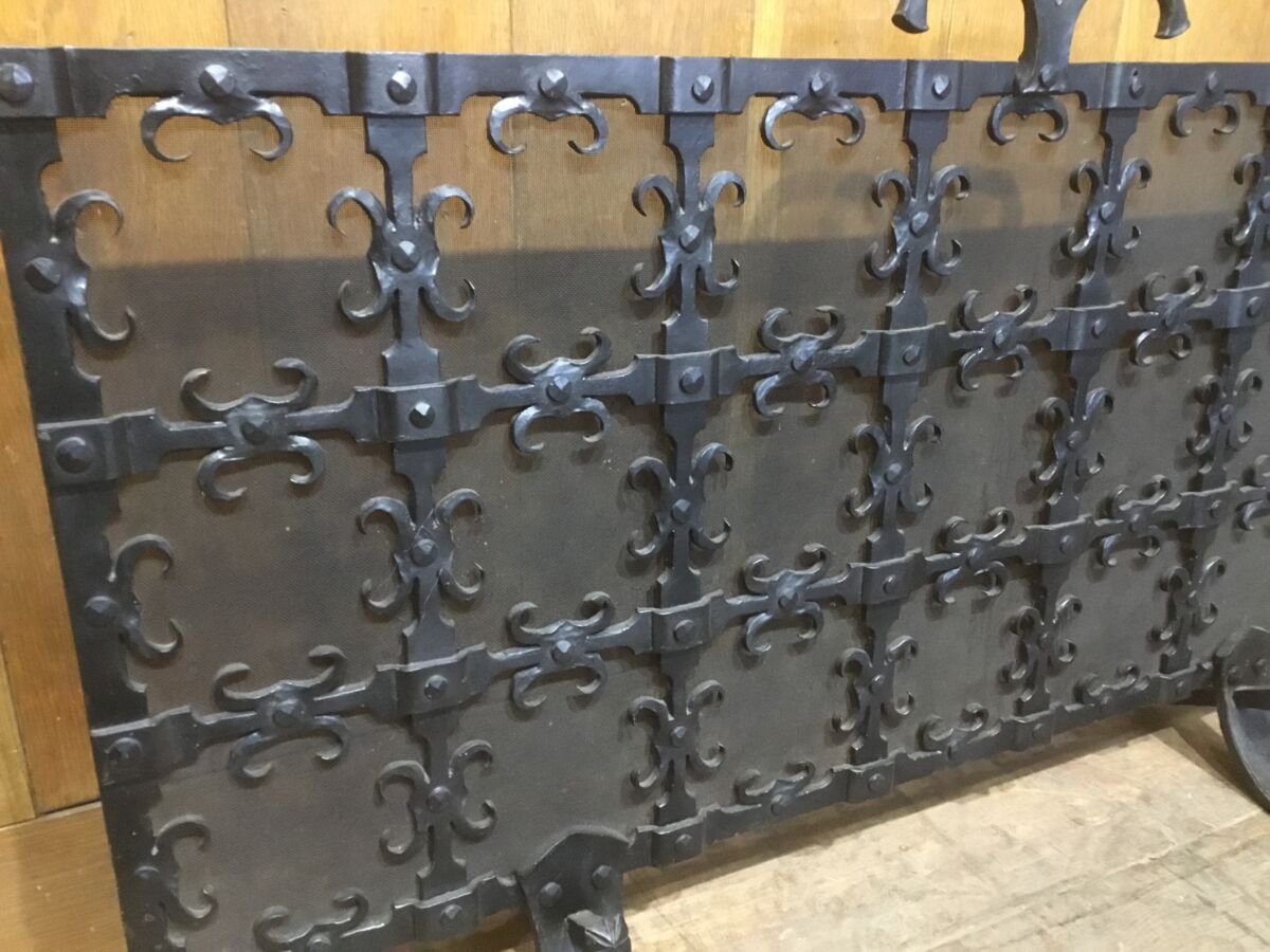 Beautiful Large Cast Iron Fire Guard Authentic Reclamation