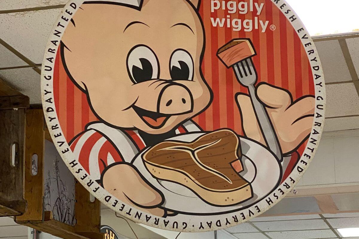 How Piggly Wiggly Changed the Way We Shop for Groceries • Authentic Florida