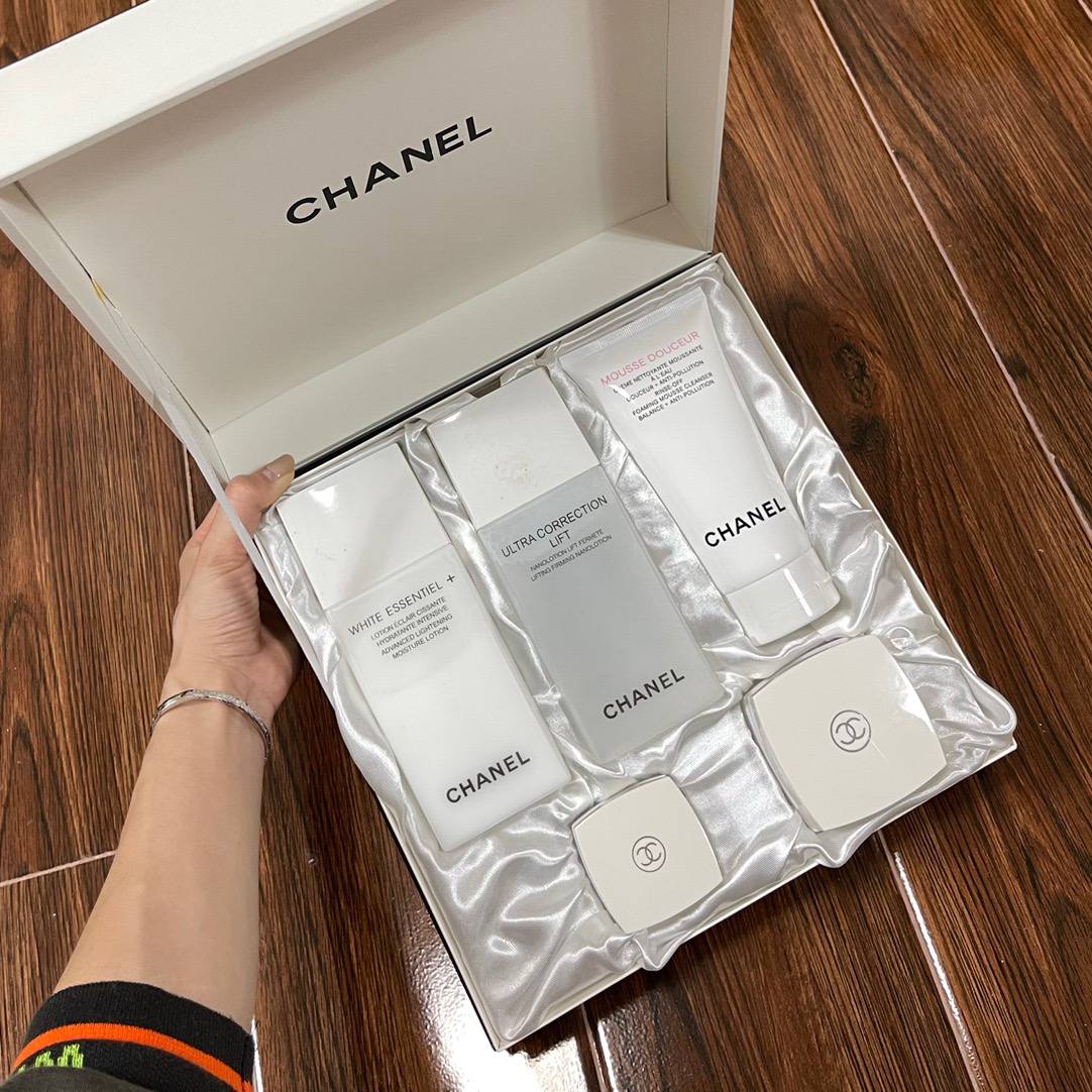 Chanel Limited Gift Set Authenticskincare