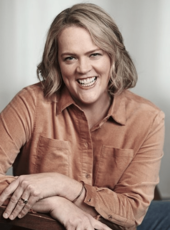 Schedule Erika Bolstad for your next Author Event