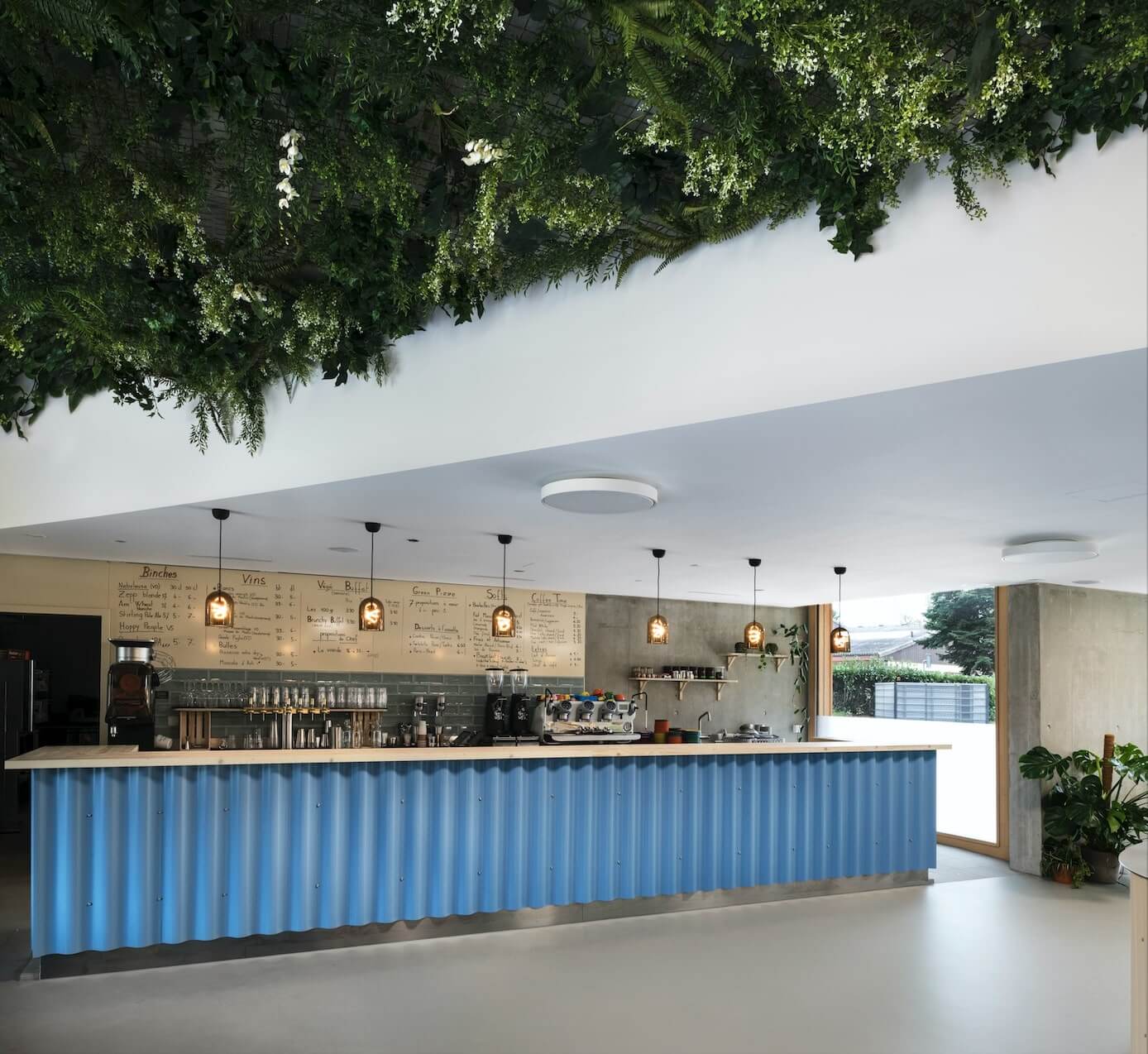 Incredible Architecture Design Restaurant With 1000 Green Plants And