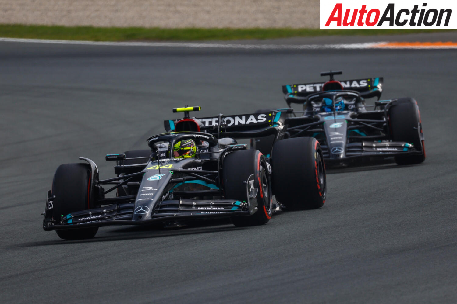 Hamilton and Russell extend Mercedes stay until 2025 Auto Action