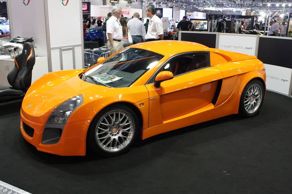 Top 8 Mexican Car Brands (With Photos)