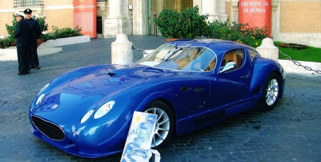 Top 10 Italian Car Brands (With Photos)