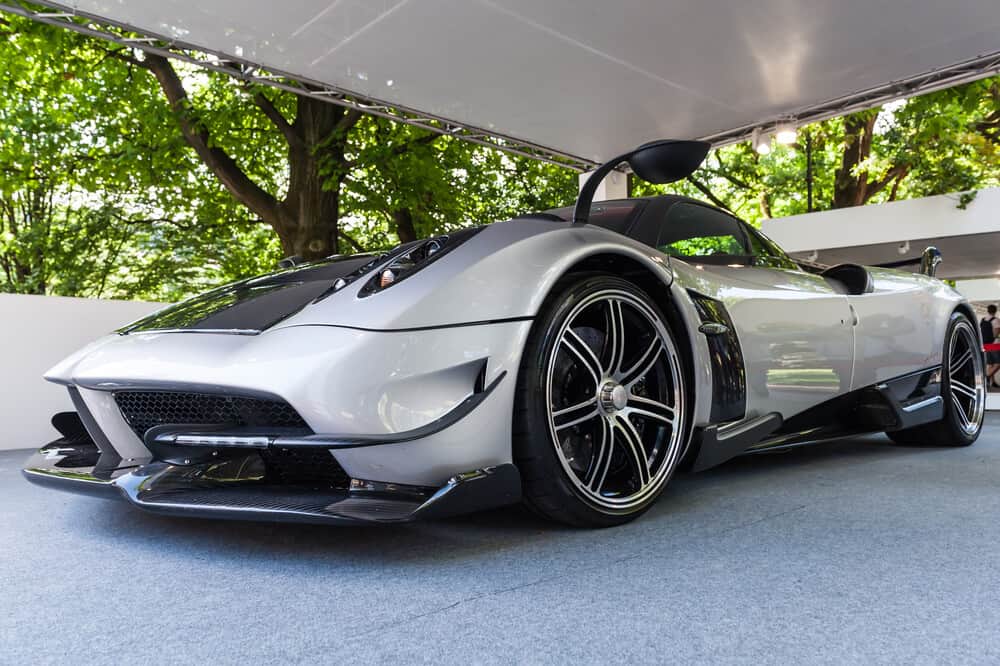 Top 10 Italian Car Brands (With Photos)