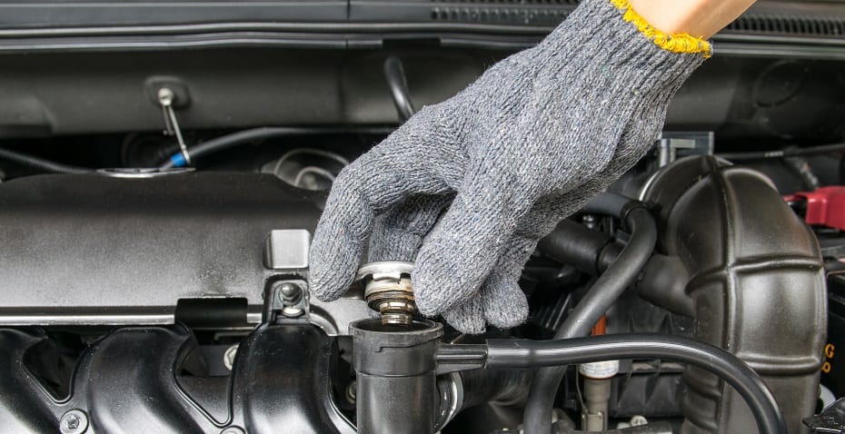 Losing Coolant But No Leak? [Here's Why + How To Fix] - Auto Chimps