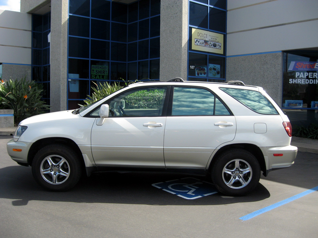2000 Lexus RX300 SOLD [2000 Lexus RX300] 8,900.00 Auto