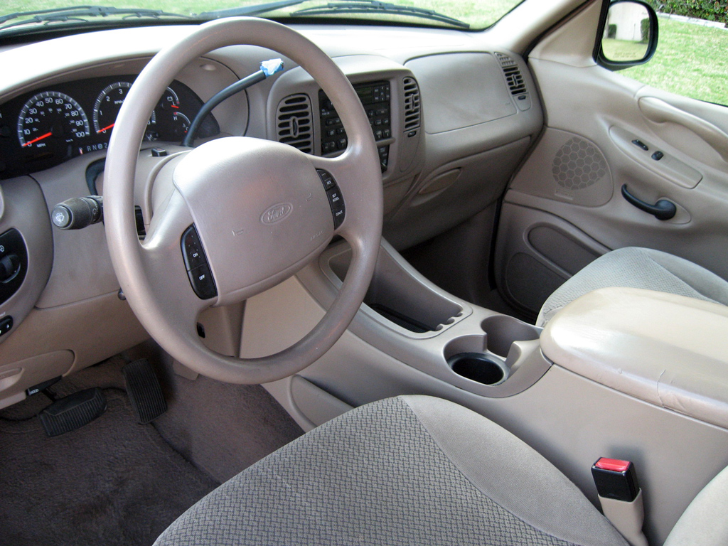 2001 Ford excursion fuel tank capacity