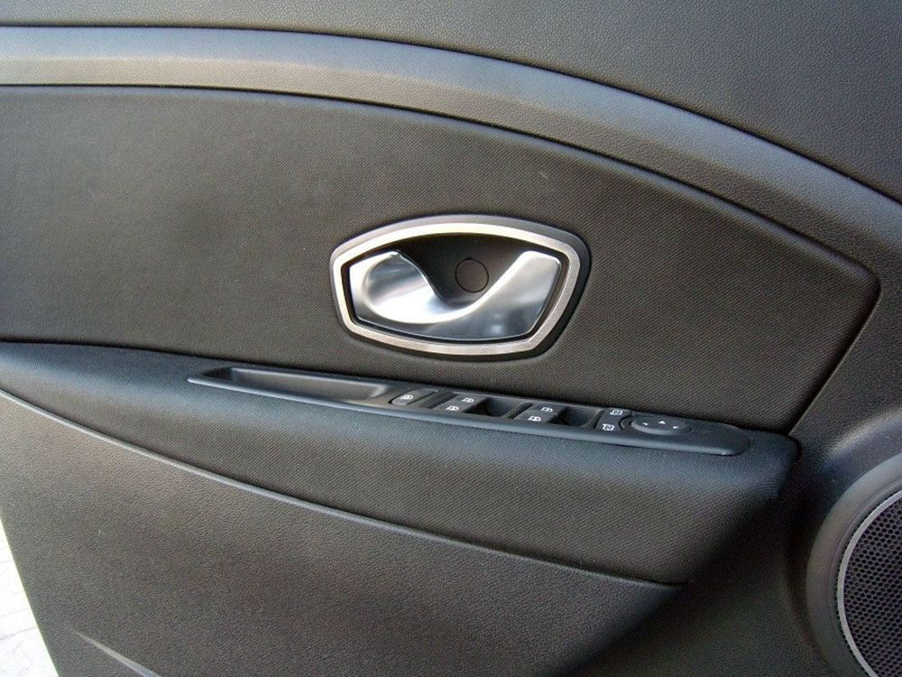 RENAULT MEGANE III DOOR HANDLE COVER autoCOVR quality crafted automotive steel covers