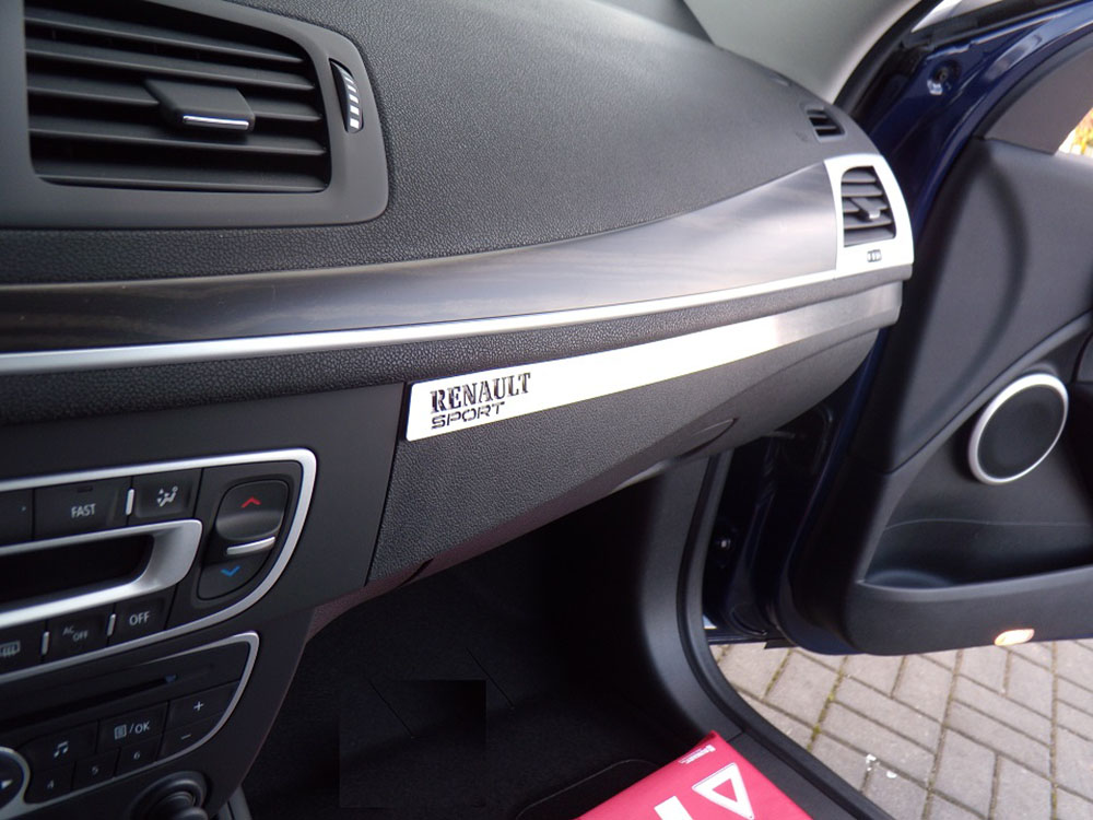 RENAULT MEGANE III ABOVE GLOVE BOX COVER autoCOVR quality crafted