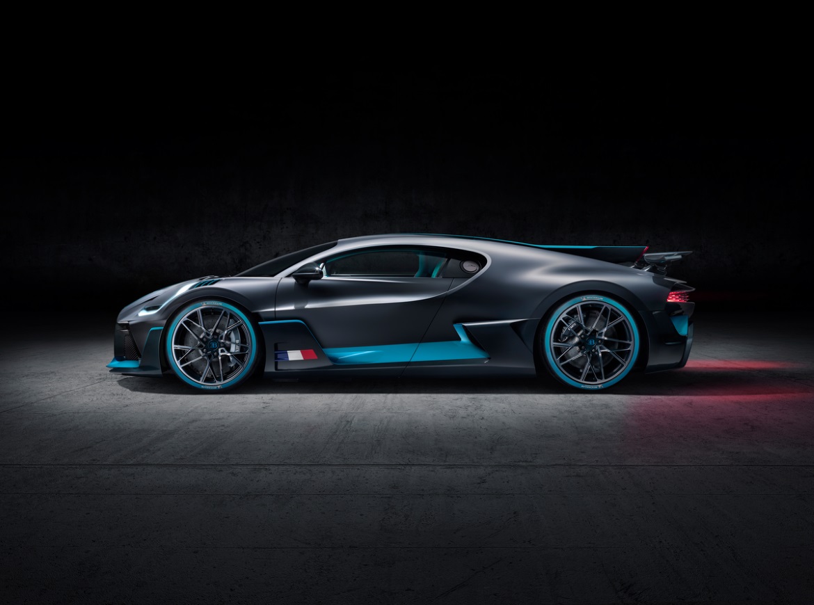 BUGATTI DIVO, REVIVING THE COACHBUILDING TRADITION Auto