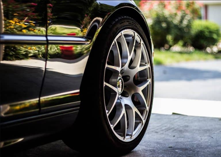 Hubcaps vs Rims What Are The Differences, and What’s better?
