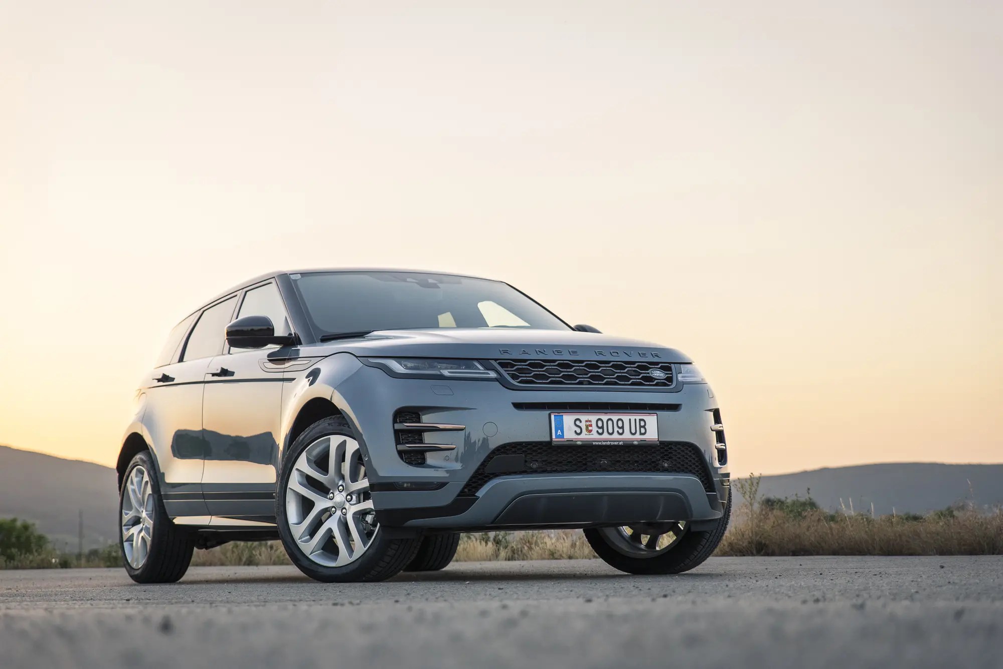 2019 Land Rover Range Rover Evoque First Edition D180 AWD