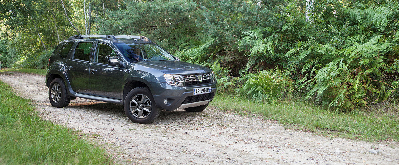 Duster v predaji 4×4 predbehol Sportage AutoGrip