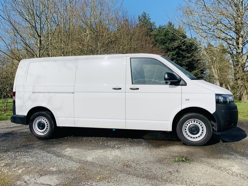 VENDU VW Transporter L2H1 (long) T5 2.0TDI +clim +webasto 14 900HT