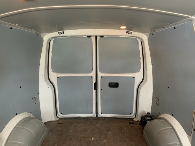 VENDU VW Transporter T5 2.0 TDI 140cv CTTE + clim Autohaus85.fr