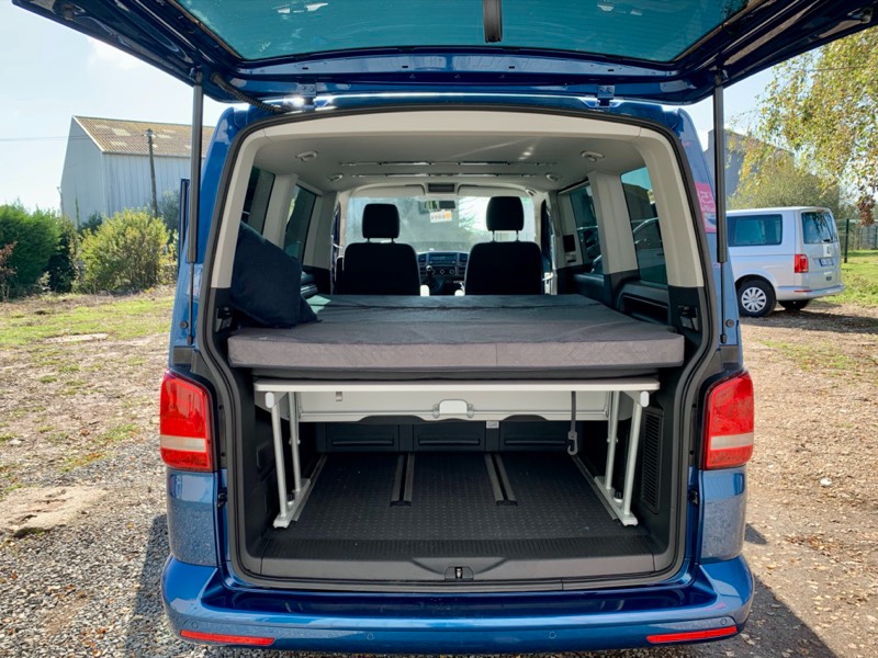 VENDU VW T5.1 Multivan 2.0TDI 7places +banquette lit
