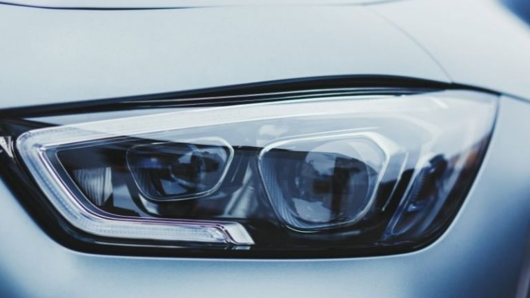 When To Turn on Headlights (8 Different Situations)