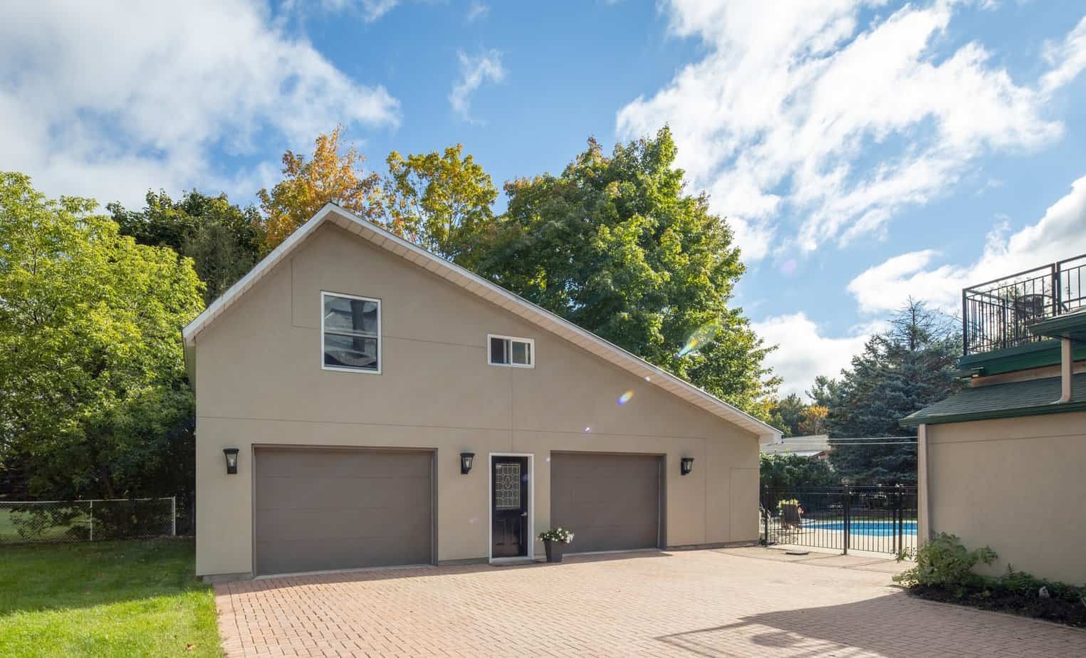 Why Is My Garage Door Beeping? (9 Reasons Why) Autoily