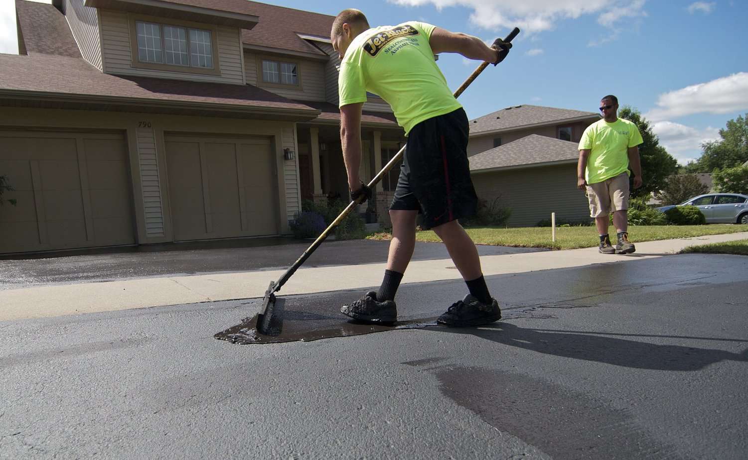 Why Seal A Driveway? (9 Reasons Why) Autoily
