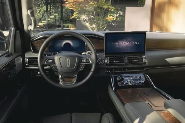 2022 Lincoln Navigator SUV Unveiled With Handsfree Driving Tech