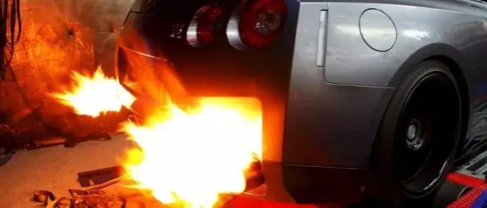 Backfire engine jeepzine guma