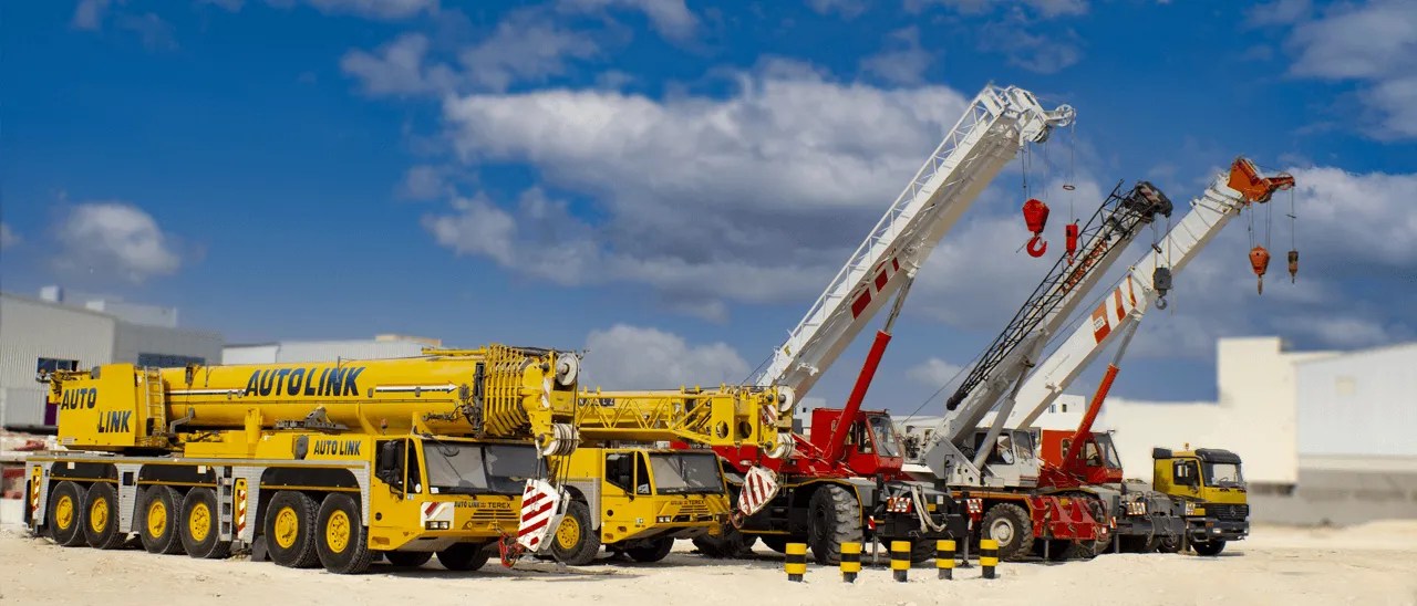 Heavy equipment rental in Qatar Crane Suppliers in Qatar Crane