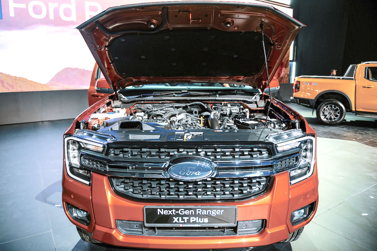 NEW Ford Ranger Surprises With Its Tarmac And Dirt Capability - Automacha