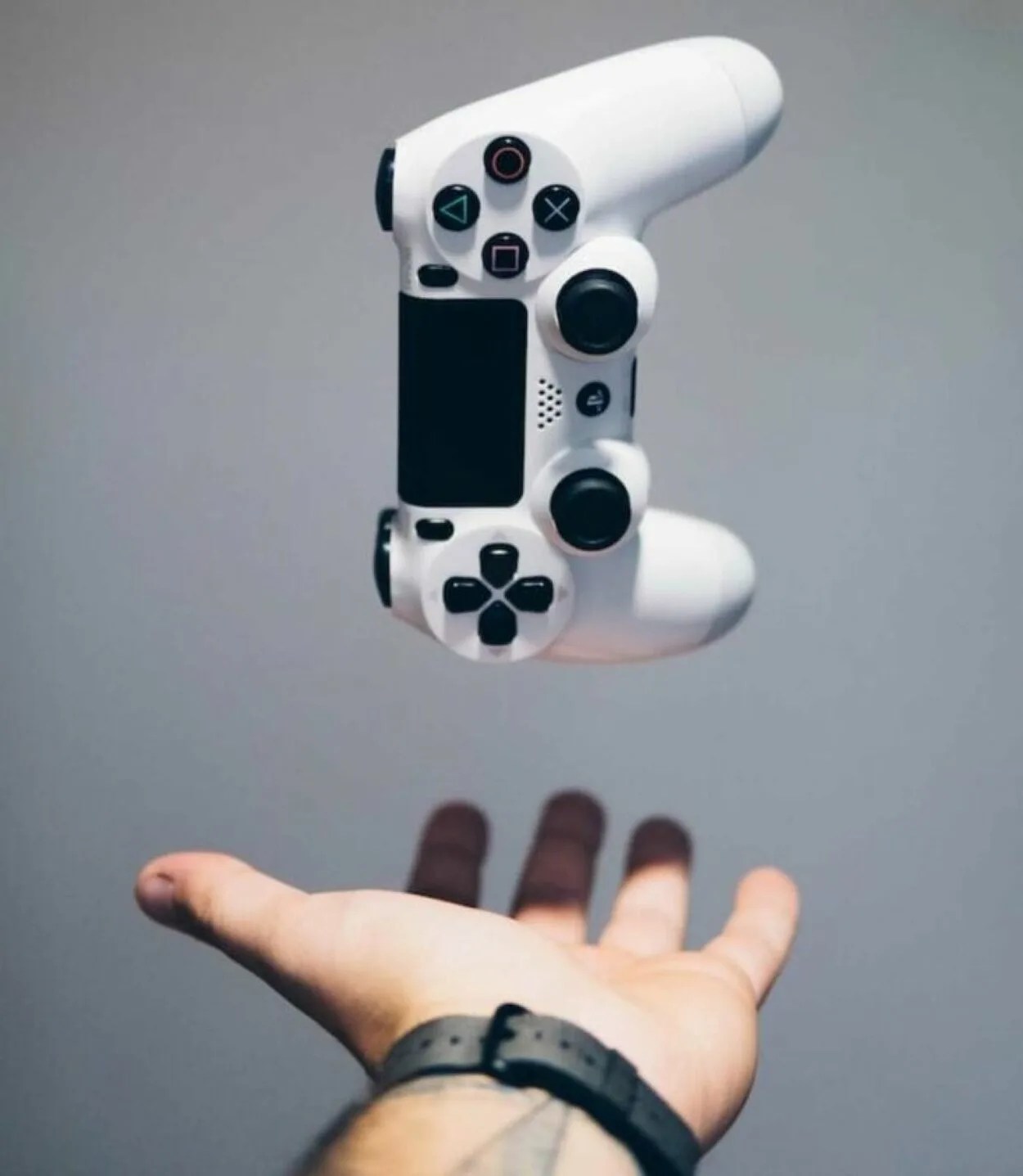PS4 Controller’s Yellow Light Explained and Resolved Automate Your Life