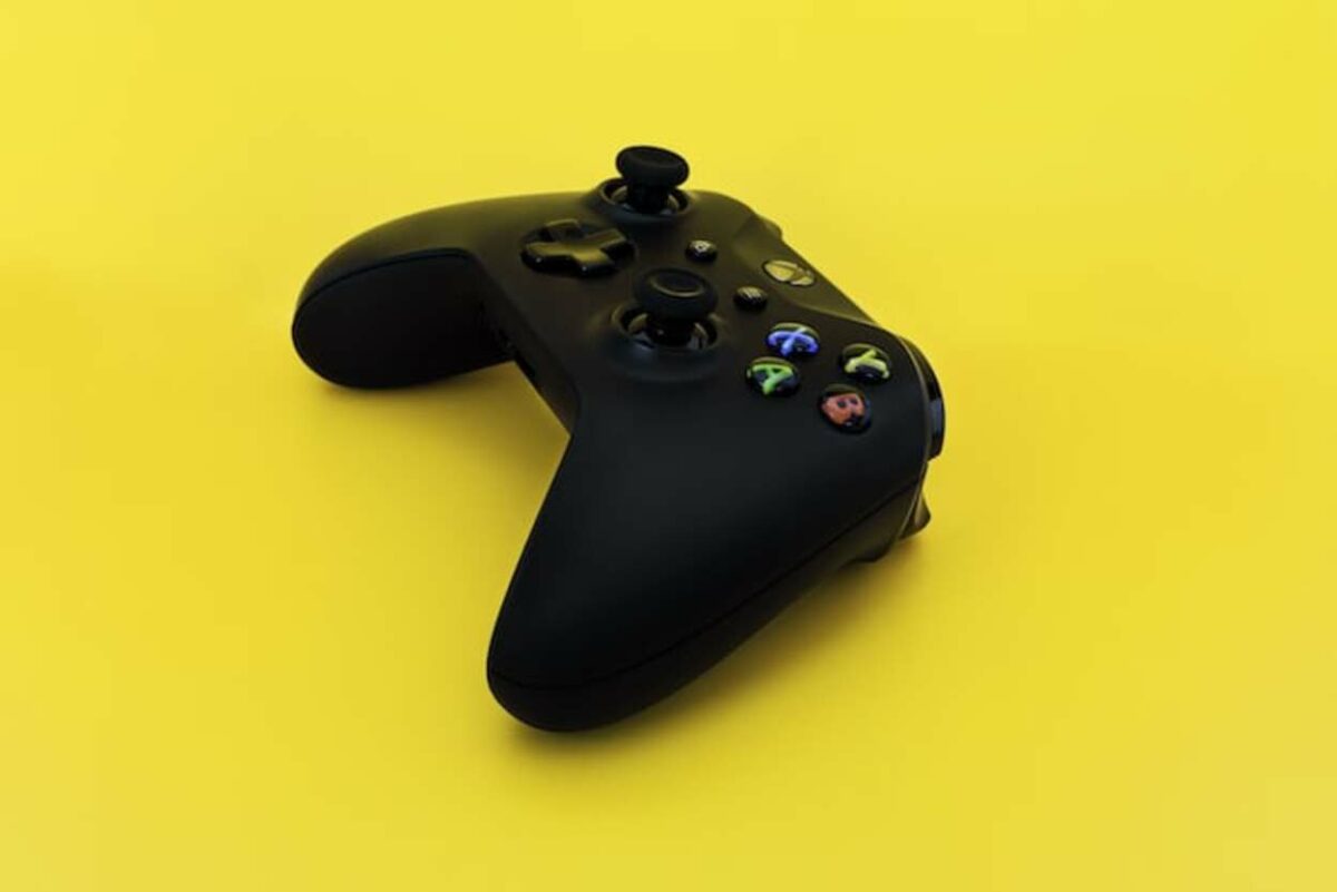PS4 Controller's Yellow Light Explained and Resolved Automate Your Life