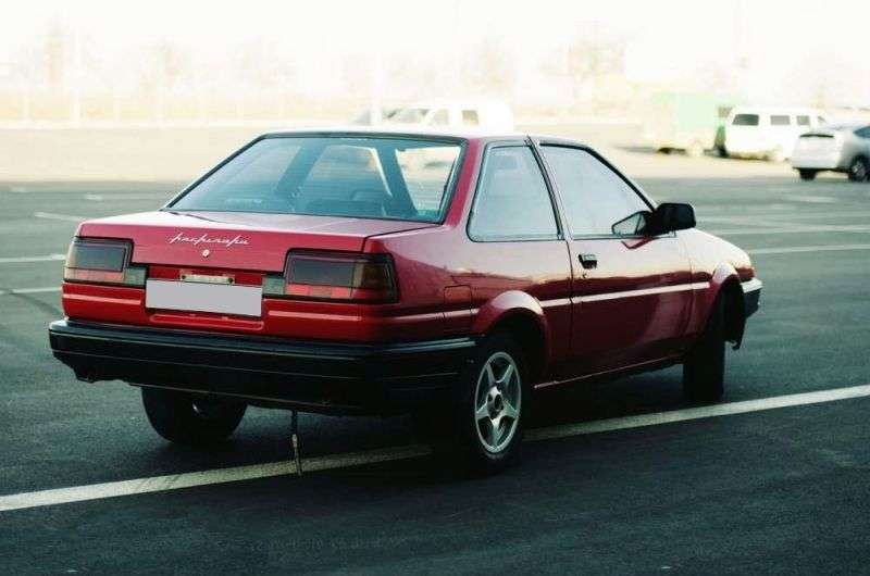 Toyota Sprinter Trueno AE85 / AE86 coupe 1.5 AT (19831987) ️