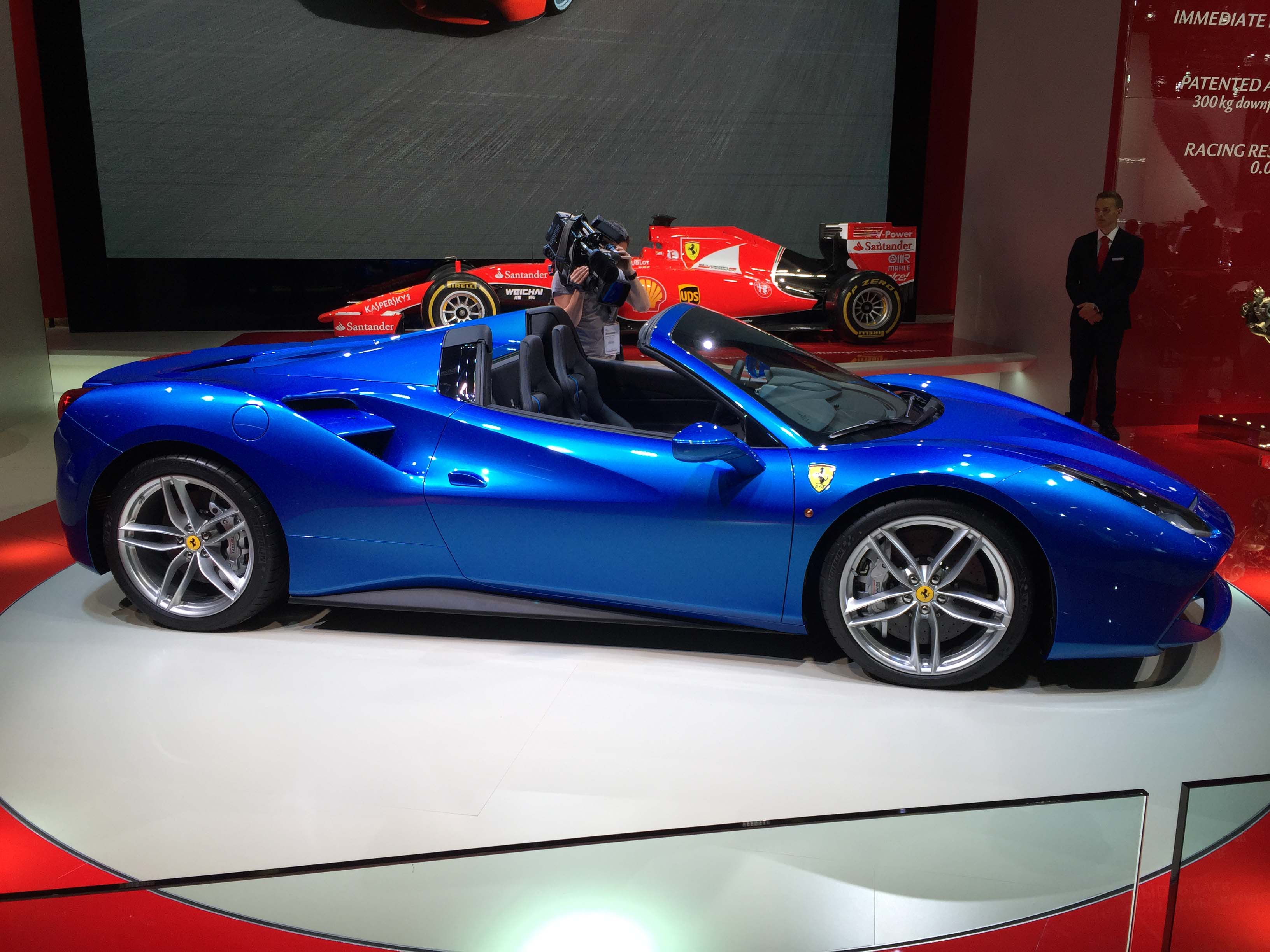 Ferrari 488 Spider AUTOMOTIVE RHYTHMS