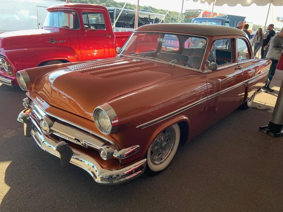 The 1954 Ford Crestline Custom Coupe / Photos, Specs, Styling Details