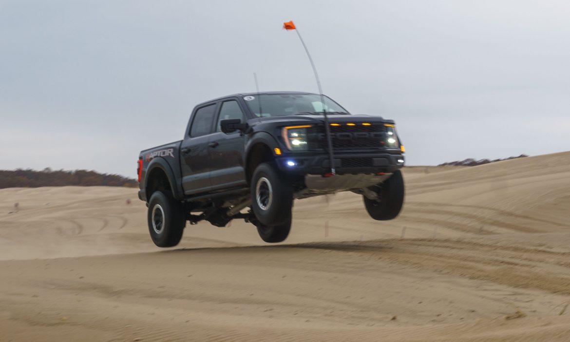 2023 Ford F-150 Raptor R: First Drive Review - autoNXT.net