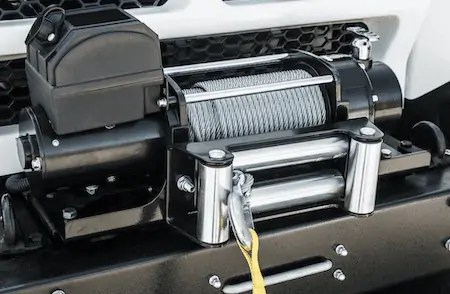 Ultimate Winch Buying Guide [13 Crucial Qualities To Look For]