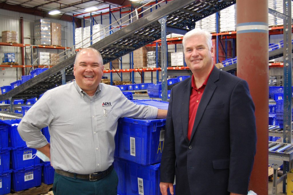 APH Hosts Congressman at St. Cloud Facility Automotive Parts