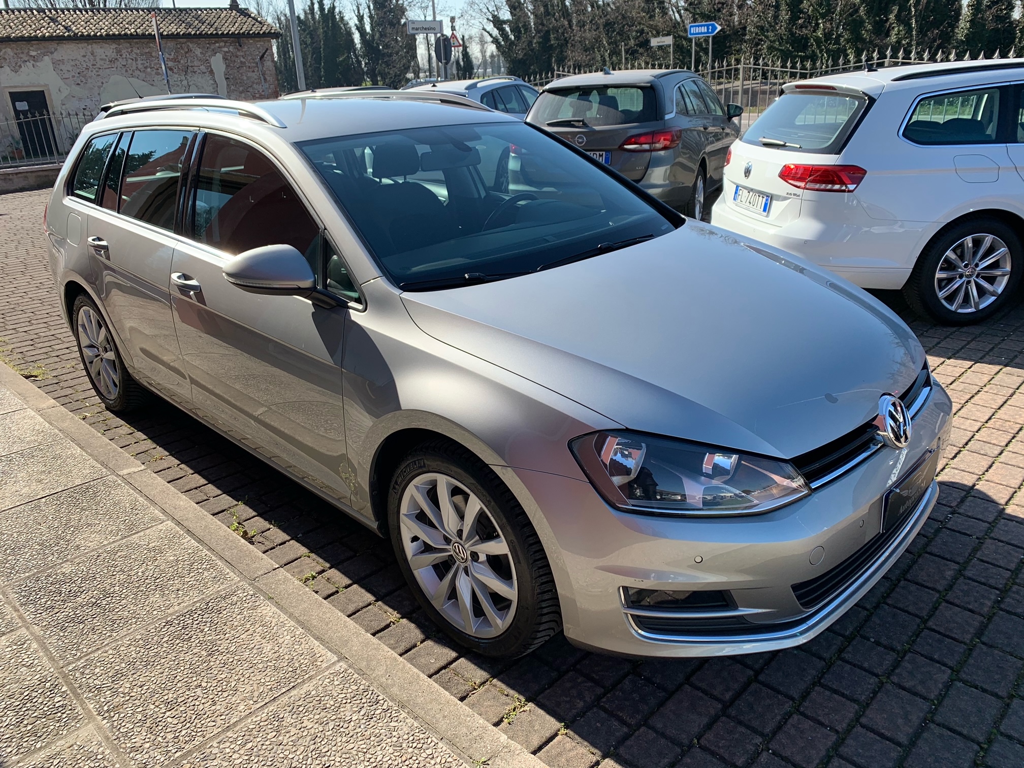 Volkswagen Golf Variant 2.0 TDI Executive Euro 6b AutoproSM